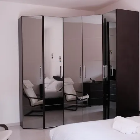 Apartment Mysa - Ampio Trilocale Tortona Design District